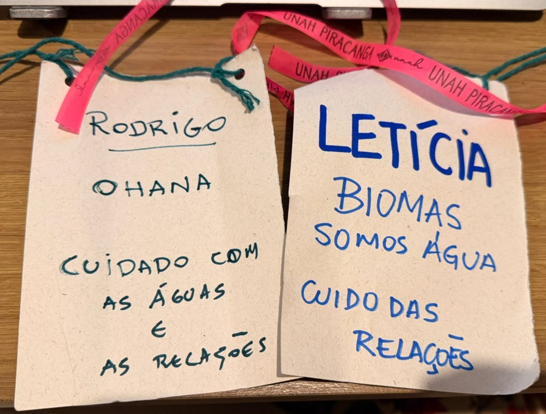 Crachás: Rodrigo, Ohana — cuidado com as águas e as relações; Letícia, Biomas e Somos Água — cuido das relações